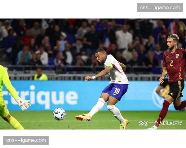 姆巴佩因肌肉疲劳缺席合练，巴黎医疗组评估其高速冲刺风险