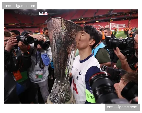 赛前新闻发布会：波斯特科格鲁确认孙兴慜可出战对阵曼城的比赛